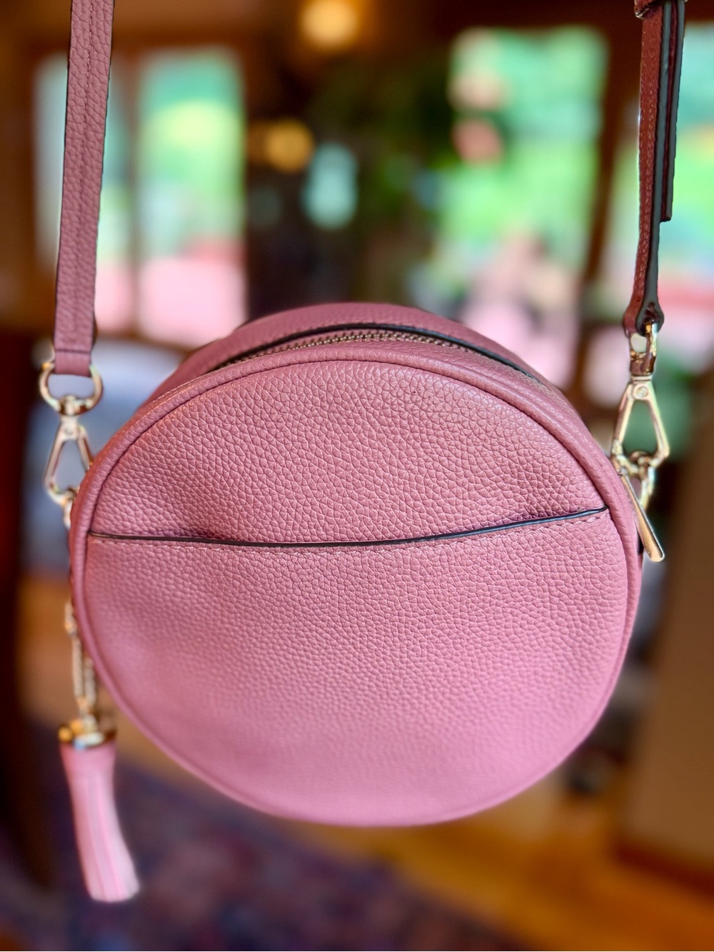 Michael Kors Pink Pebbled Leather Round Canteen Crossbody Bag- Like New! - Picture 2 of 12